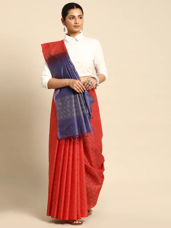 Red_colour_Silk_Blend_Saree_for_Women