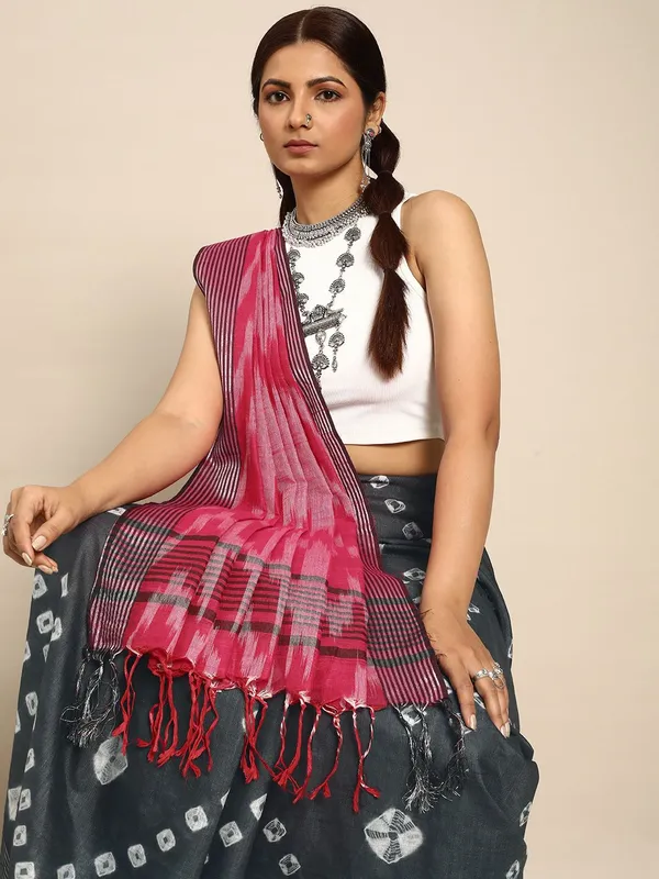 Black_colour_Pure_Cotton_Saree_for_Women