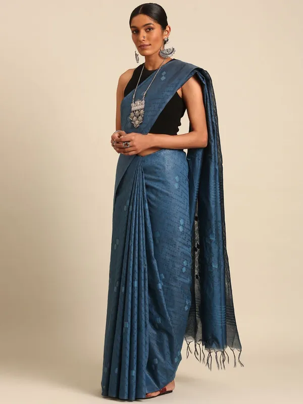 Navy_Blue_colour_Silk_Blend_Saree_for_Women