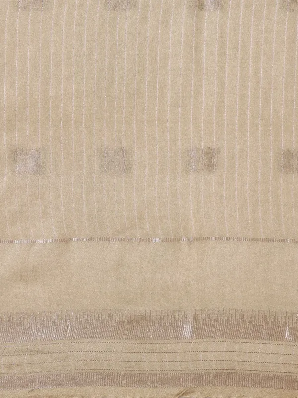 Off_White_colour_Silk_Blend_Saree_for_Women