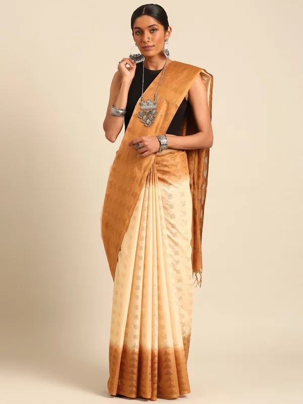 Off_White_colour_Silk_Blend_Saree_for_Women