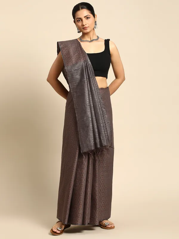 Grey_colour_Silk_Blend_Saree_for_Women