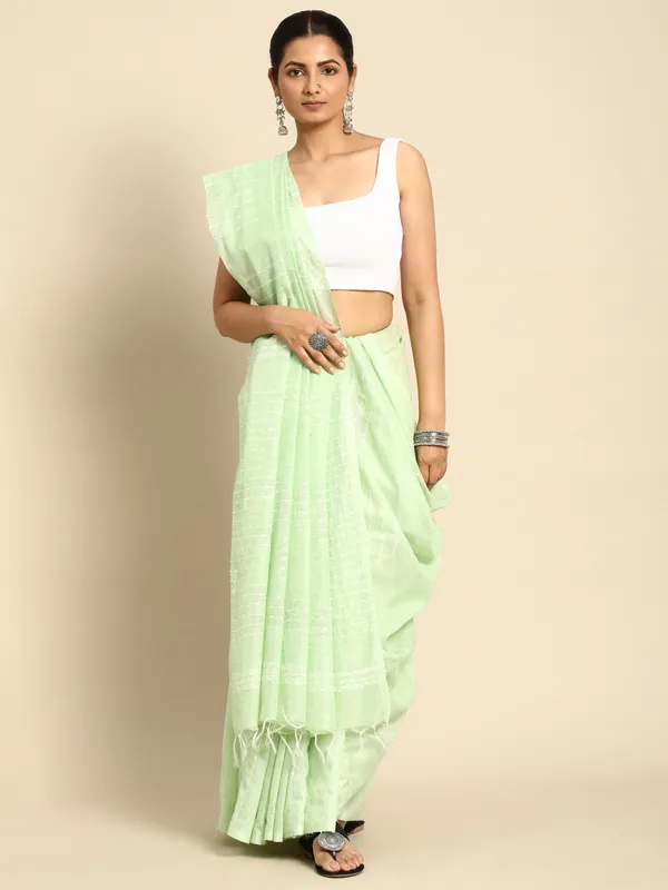 Green_colour_Silk_Blend_Saree_for_Women