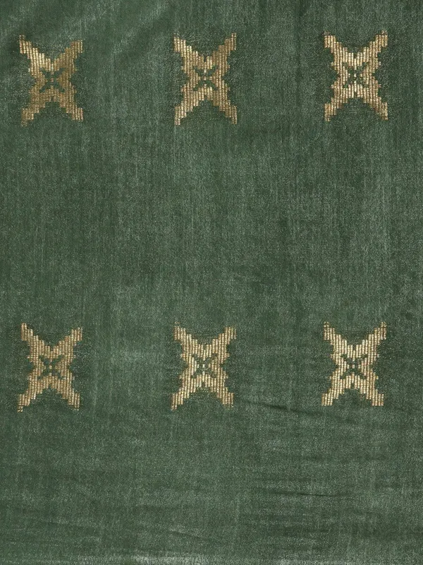 Green_colour_Silk_Blend_Saree_for_Women