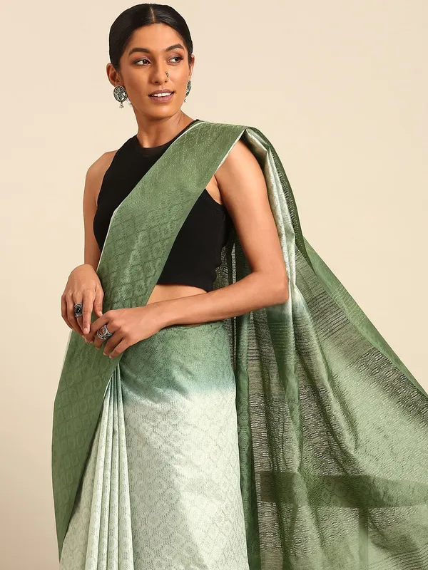 Green_colour_Silk_Blend_Saree_for_Women