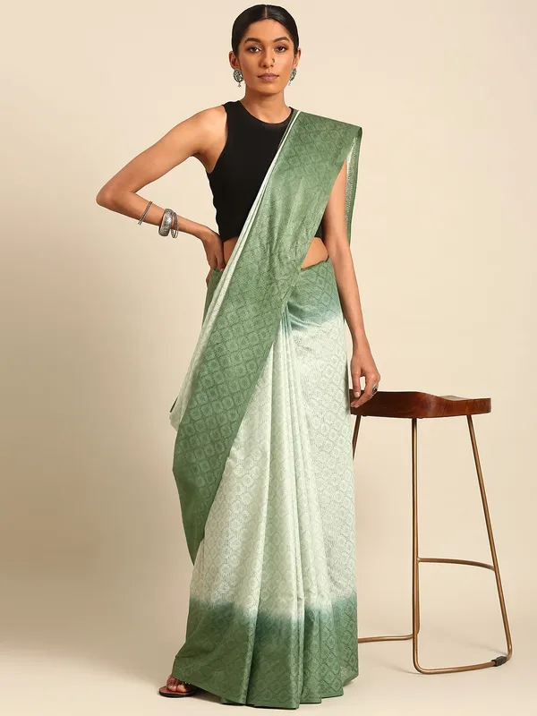 Green_colour_Silk_Blend_Saree_for_Women