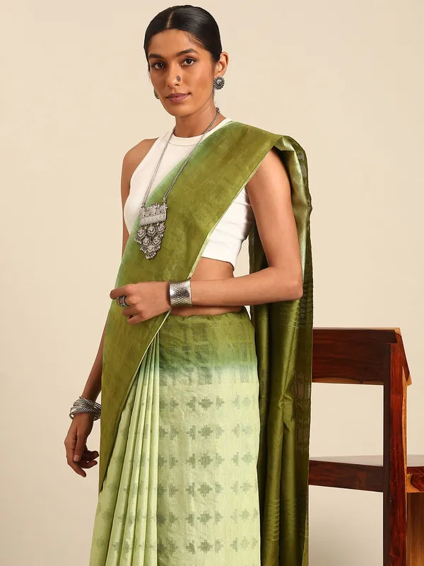 Olive_colour_Silk_Blend_Saree_for_Women