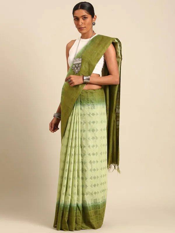 Olive_colour_Silk_Blend_Saree_for_Women