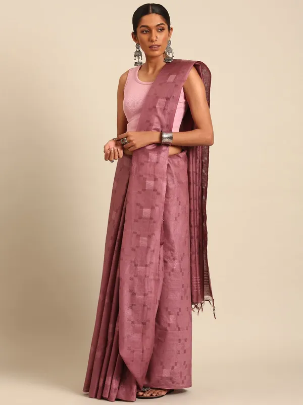 Pink_colour_Silk_Blend_Saree_for_Women