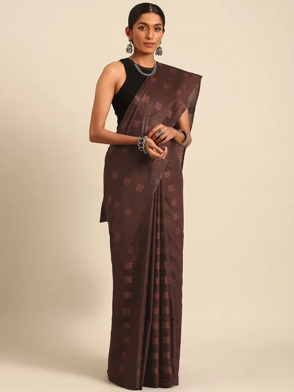 Brown_colour_Silk_Blend_Saree_for_Women
