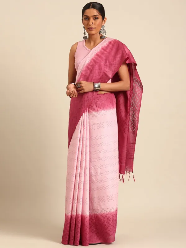 Pink_colour_Silk_Blend_Saree_for_Women