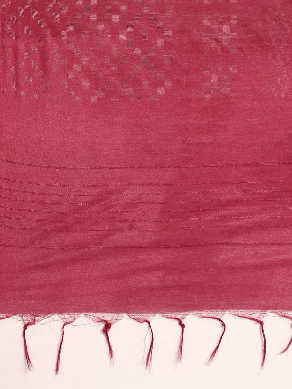 Pink_colour_Silk_Blend_Saree_for_Women