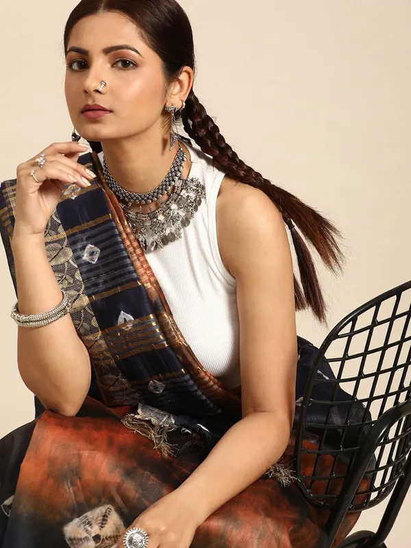 Navy_Blue_colour_Pure_Silk_Saree_for_Women
