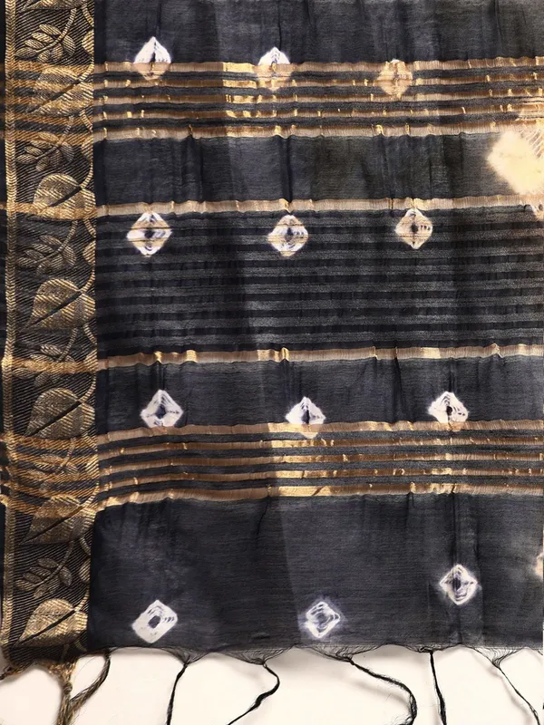 Navy_Blue_colour_Pure_Silk_Saree_for_Women