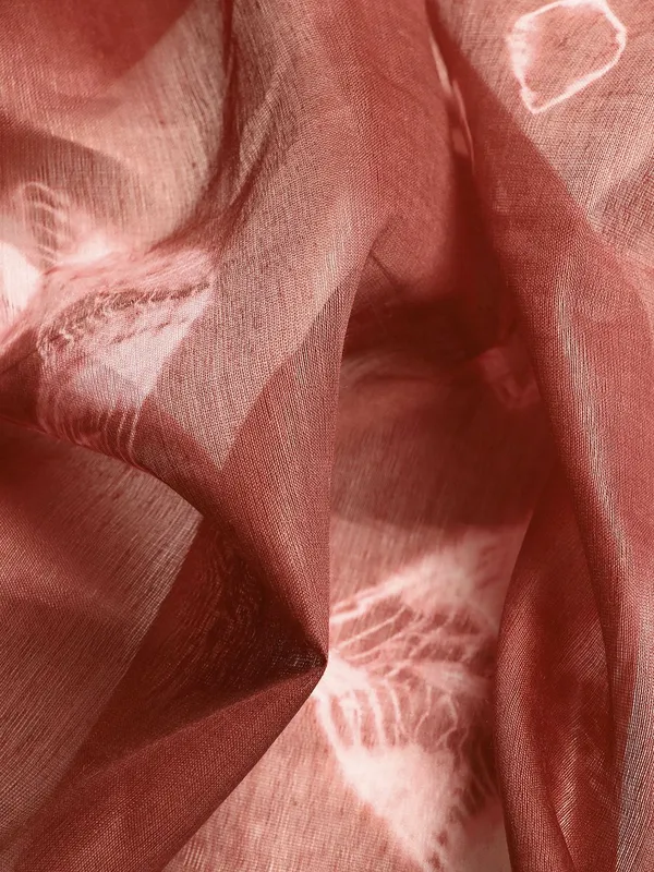 Maroon_colour_Pure_Silk_Saree_for_Women