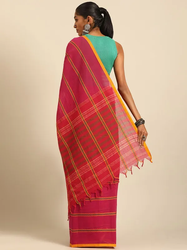 Pink_colour_Pure_Cotton_Saree_for_Women