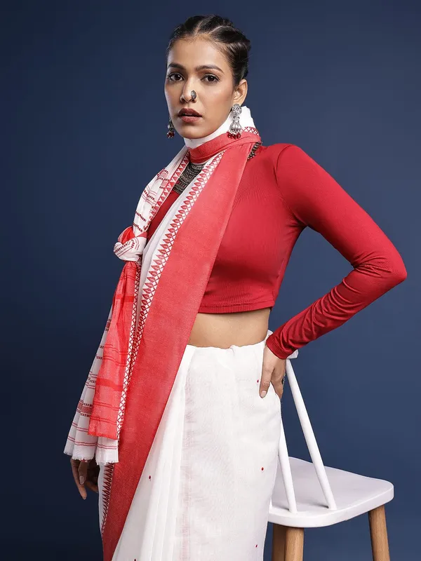 White_colour_Pure_Cotton_Saree_for_Women