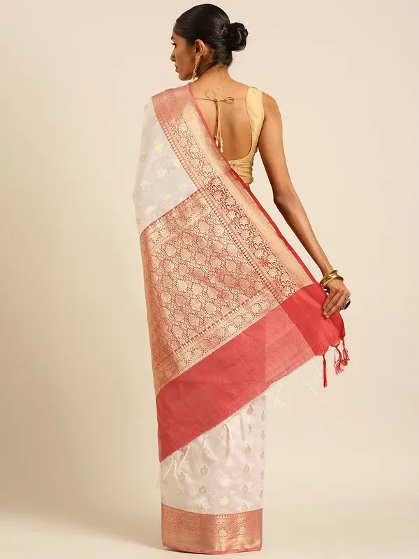 White_colour_Silk_Blend_Saree_for_Women