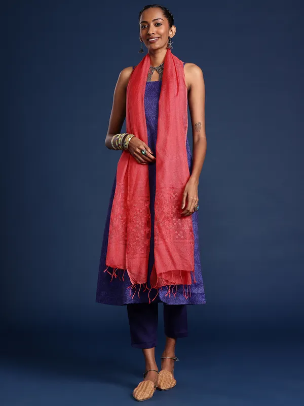 Peach_colour_Silk_Blend_Dupatta_for_Women