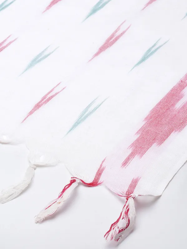 White_colour_Silk_Blend_Dupatta_for_Women