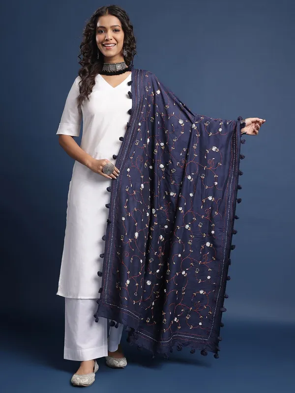 Blue_colour_Chanderi_Dupatta_for_Women