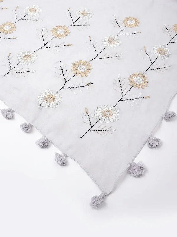 Grey_colour_Chanderi_Dupatta_for_Women