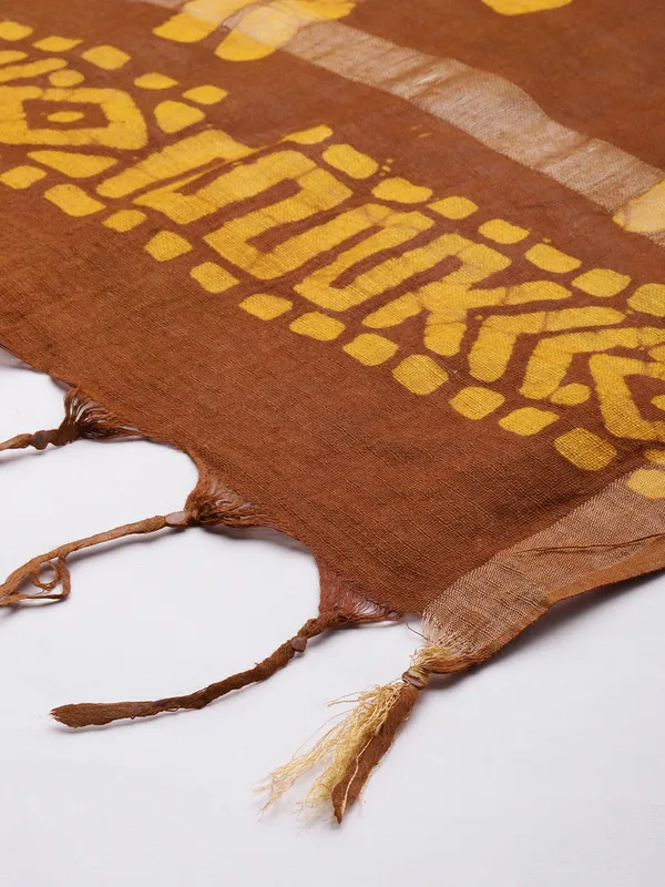 Brown_colour_Pure_Cotton_Dupatta_for_Women