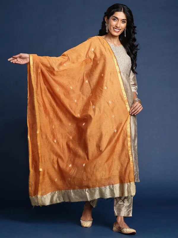 Orange_colour_Silk_Blend_Dupatta_for_Women