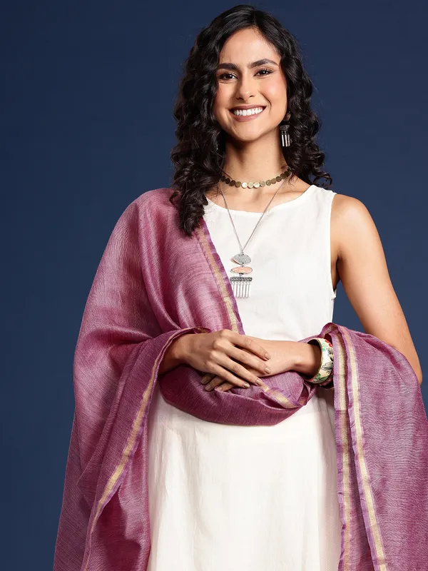 Purple_colour_Silk_Blend_Dupatta_for_Women