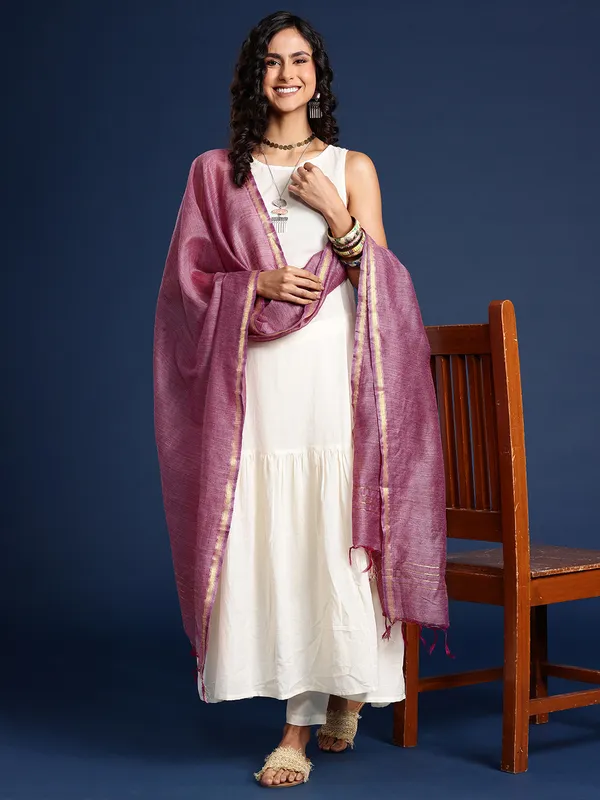Purple_colour_Silk_Blend_Dupatta_for_Women