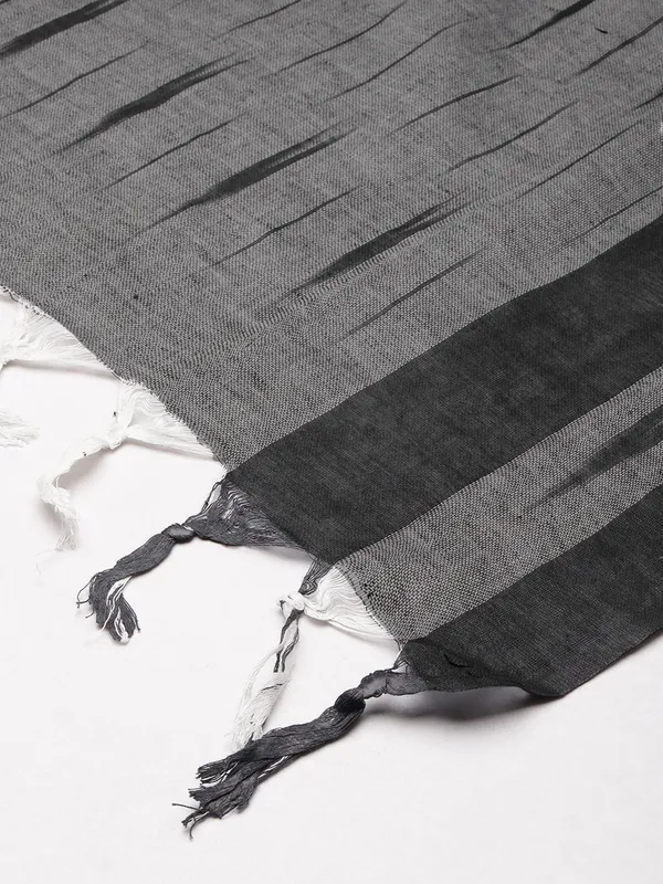 Grey_colour_Pure_Cotton_Dupatta_for_Women