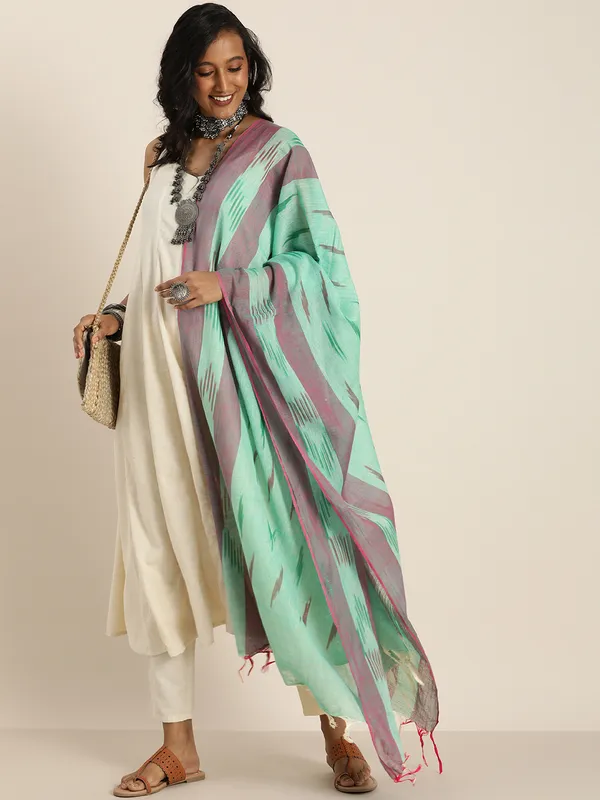 Green_colour_Pure_Cotton_Dupatta_for_Women