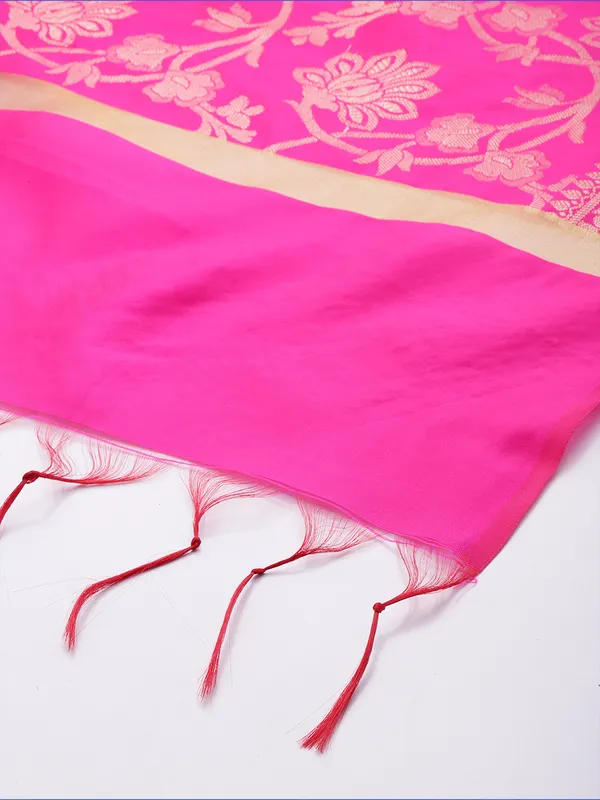 Pink_colour_Silk_Blend_Dupatta_for_Women