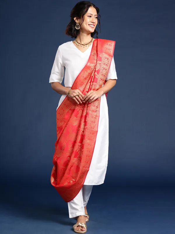 Red_colour_Silk_Blend_Dupatta_for_Women