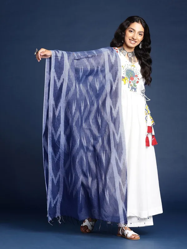 Blue_colour_Pure_Cotton_Dupatta_for_Women