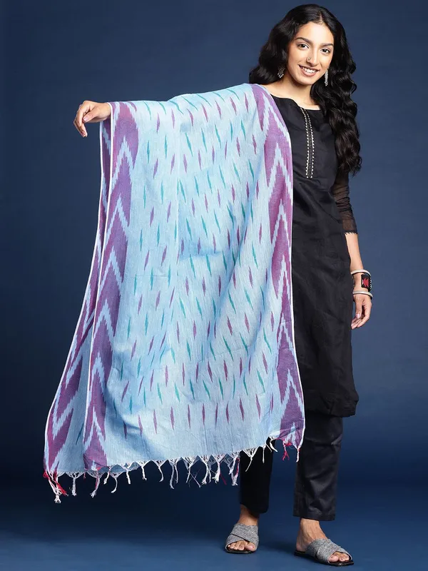 Blue_colour_Pure_Cotton_Dupatta_for_Women