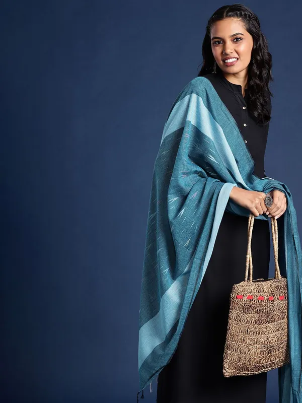 Blue_colour_Pure_Cotton_Dupatta_for_Women