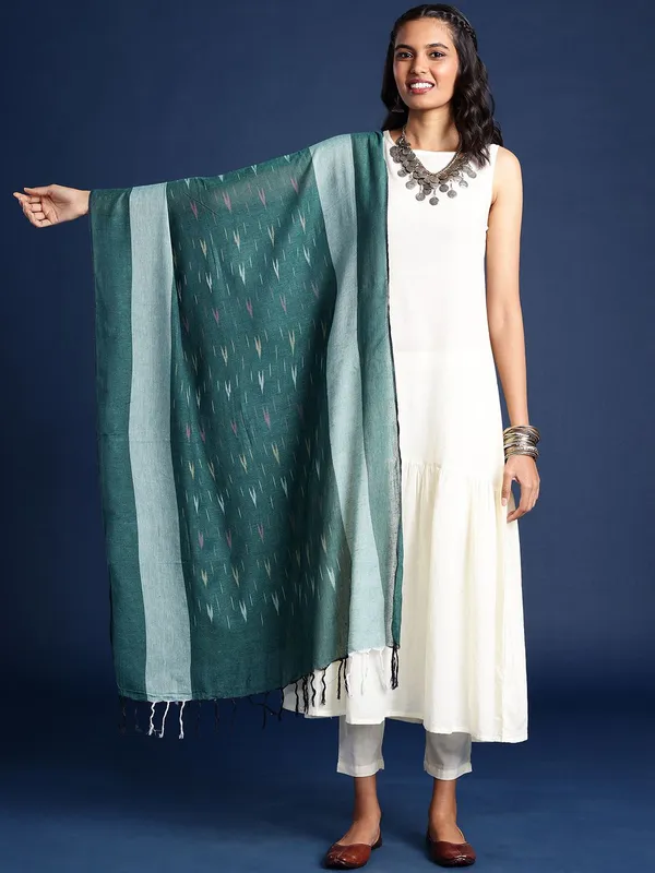 Green_colour_Pure_Cotton_Dupatta_for_Women