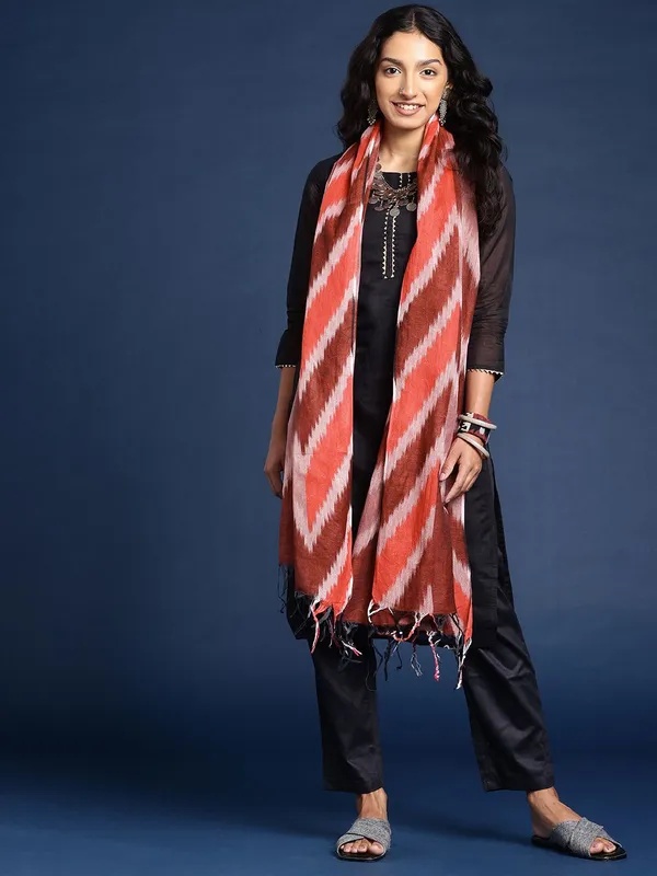Maroon_colour_Pure_Cotton_Dupatta_for_Women