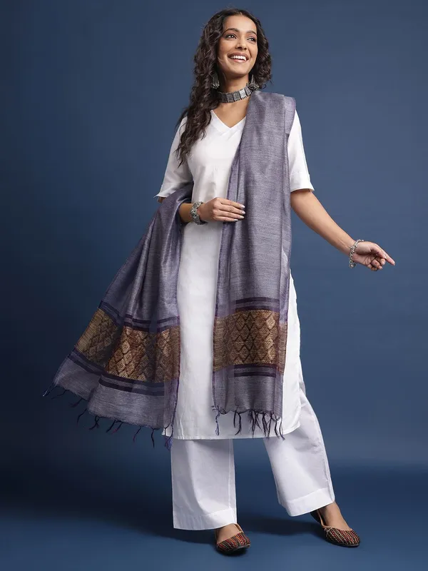 Blue_colour_Silk_Blend_Dupatta_for_Women