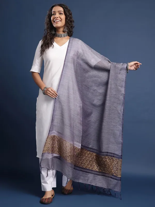 Blue_colour_Silk_Blend_Dupatta_for_Women