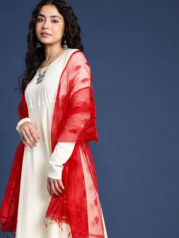 Red_colour_Silk_Blend_Dupatta_for_Women