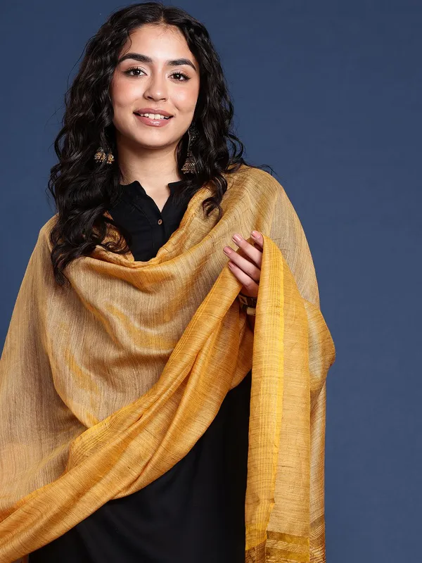 Yellow_colour_Silk_Blend_Dupatta_for_Women