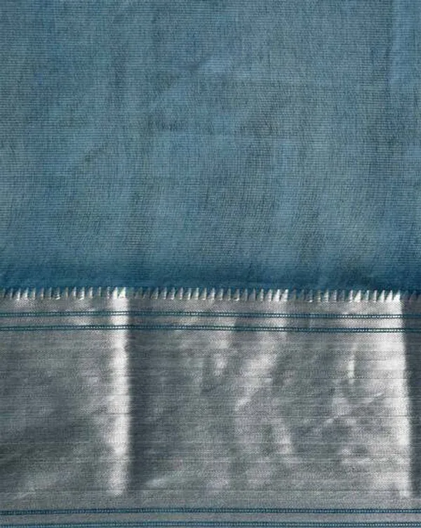 Blue_colour_Silk_Blend_Saree_for_Women