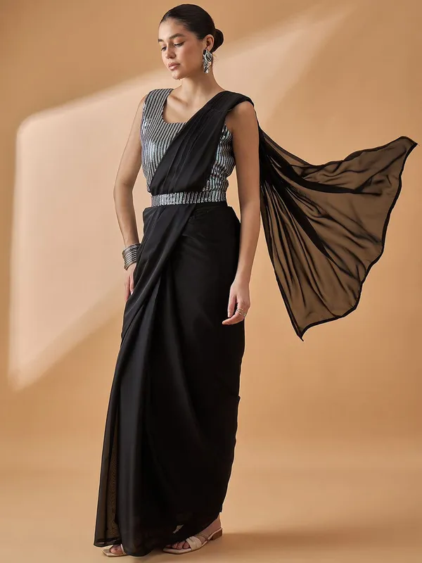 Black_colour_Satin_Saree_for_Women