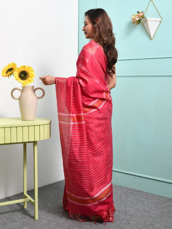 Pink_Silk_Blend_Embroidered_Sarees_For_Women