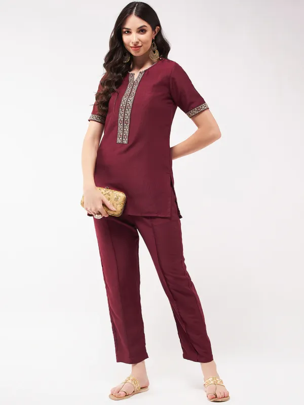Festive_Solid_Short_Kurti_With_Lace_And_Matching_Pant_Set