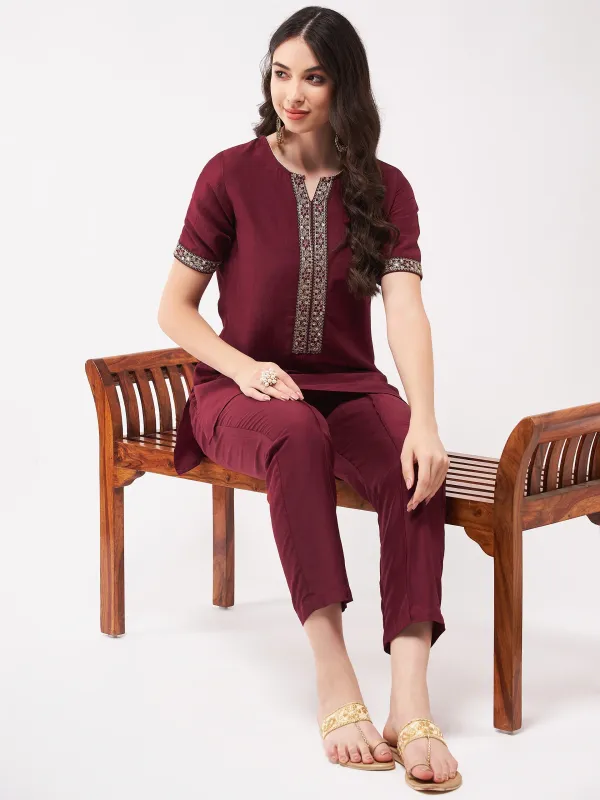 Festive_Solid_Short_Kurti_With_Lace_And_Matching_Pant_Set