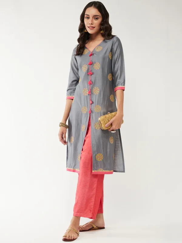 Fusion_Embroidered_Round_Allover_Buti_Kurta