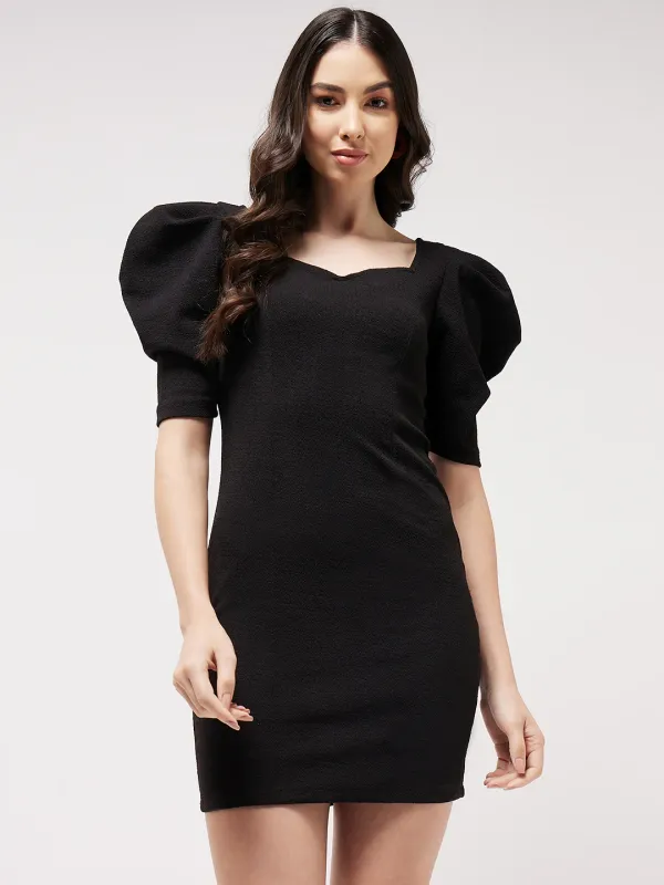 Solid_Fitted_Sweetheart_Dress_With_Extra_Puffy_Sleeves